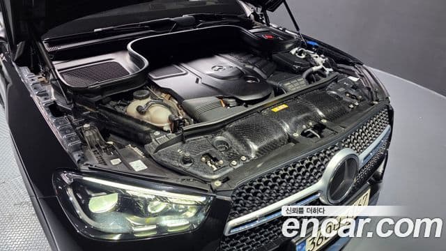 Mercedes-Benz GLE-Class 2023 — ფოტო 6/20