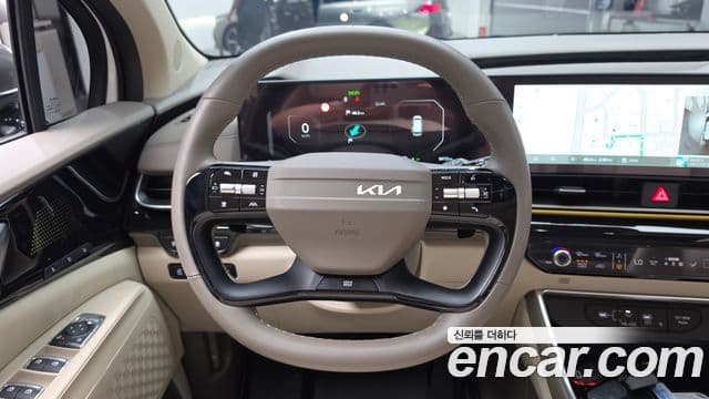 Kia Carnival 2025 — ფოტო 13/20