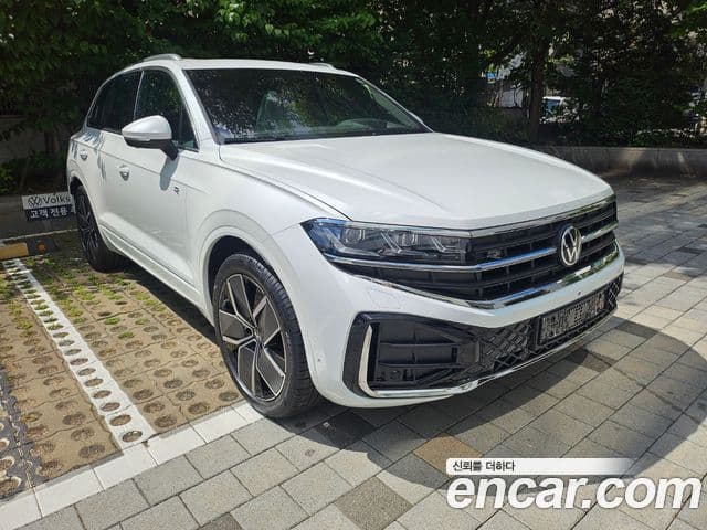 Volkswagen Touareg 2026 — Şəkil 1/7