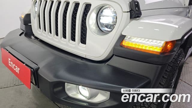 Jeep Wrangler 2022 — Photo 23/34