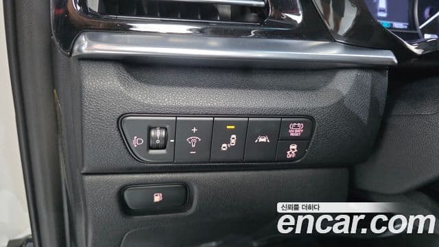 Kia Niro 2020 — Şəkil 12/20