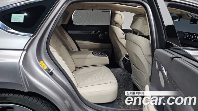 Genesis Electrified G80 2021 — Şəkil 11/20