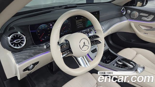 Mercedes-Benz E-Class 2021 — ფოტო 12/20