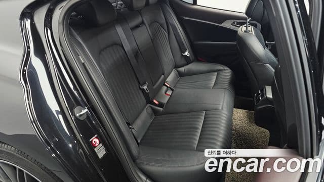 Genesis G70 2018 — ფოტო 12/20