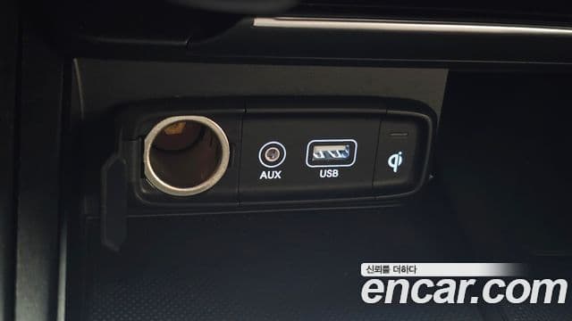 Genesis G70 2018 — ფოტო 13/20