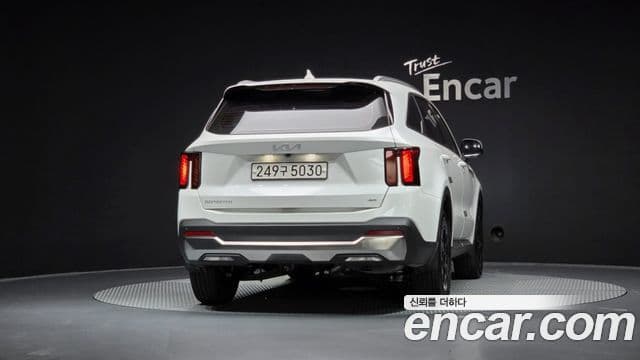 Kia Sorento 2025 — ფოტო 4/20
