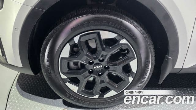 Kia Sorento 2025 — ფოტო 5/20