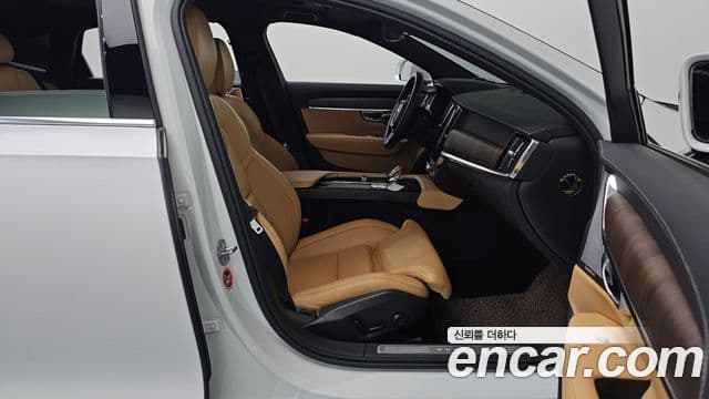 Volvo S90 2022 — Şəkil 11/20