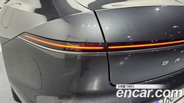 Hyundai Grandeur Hybrid 2023 — ფოტო 30/34