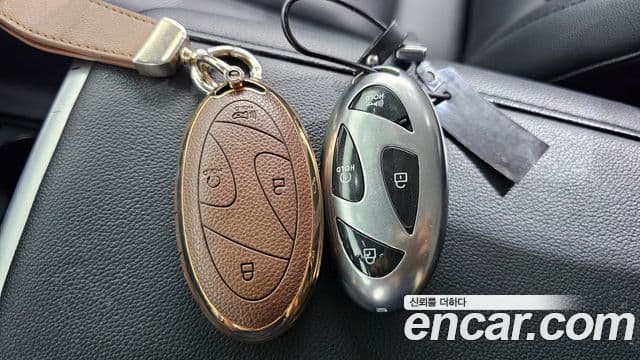 Hyundai Grandeur Hybrid 2023 — ფოტო 24/34