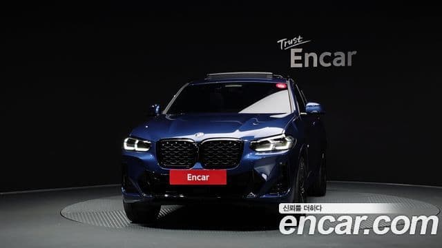 BMW X4 2023 — Фото 3/20