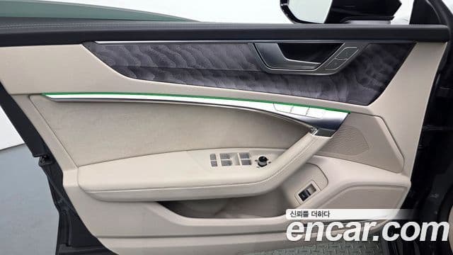 Audi A7 2025 — Photo 7/37
