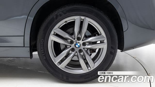BMW X1 2021 — Şəkil 5/20