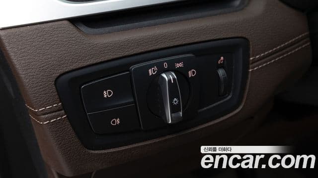 BMW X1 2021 — Şəkil 14/20