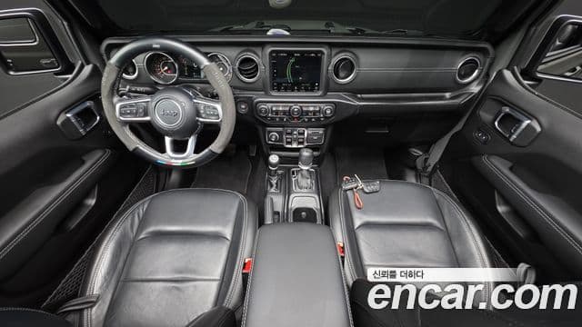 Jeep Wrangler 2022 — фото 7 из 20