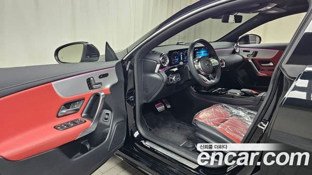 Mercedes-Benz CLA-Class 2021 — Şəkil 10/20