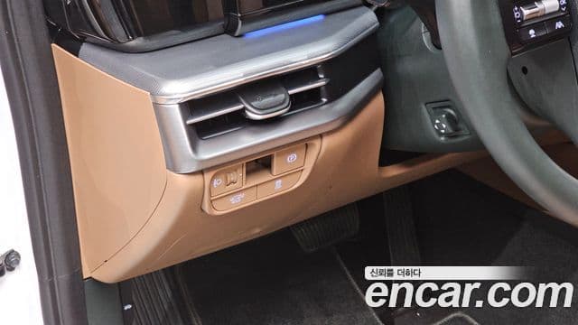 Hyundai Grandeur 2023 — Фото 13/20
