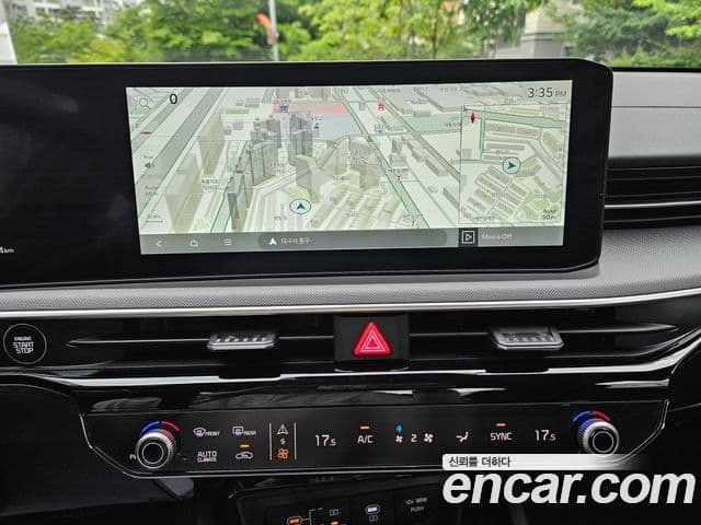 Kia K5 2024 — Şəkil 13/19