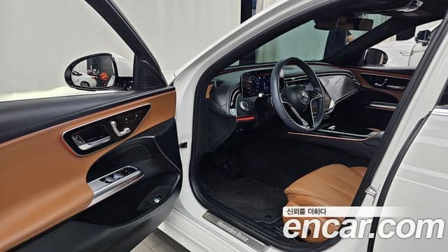 Mercedes-Benz E-Class 2024 — Şəkil 10/20