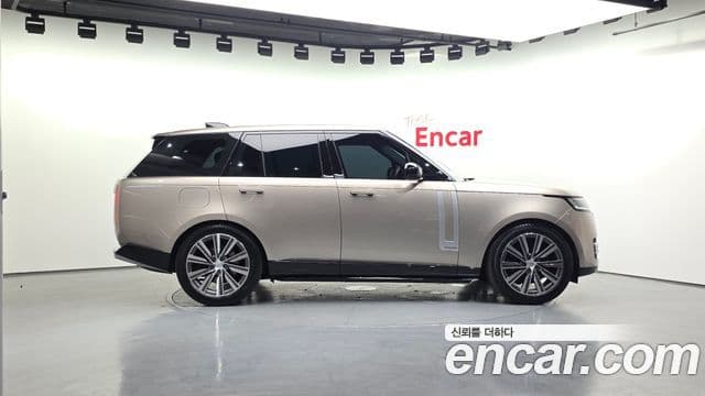 Land Rover Range Rover 2025 — фото 5 из 20