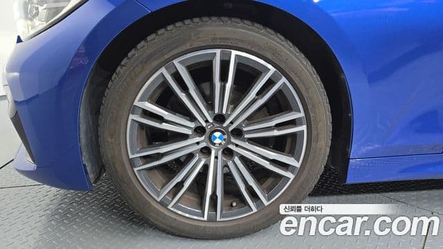 BMW 3 Series 2020 — ფოტო 5/20