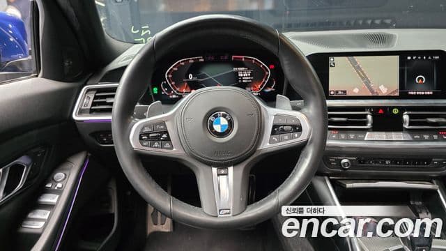 BMW 3 Series 2020 — ფოტო 13/20
