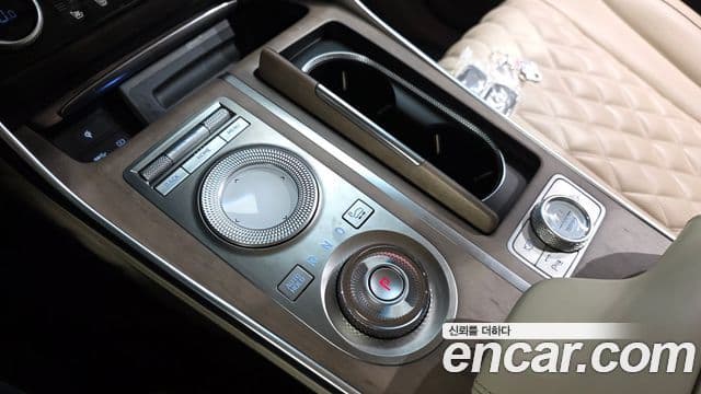 Genesis GV80 2020 — ფოტო 9/20