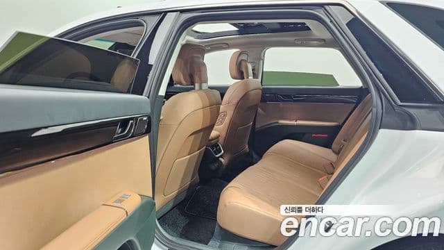 Hyundai Grandeur 2024 — ფოტო 11/20