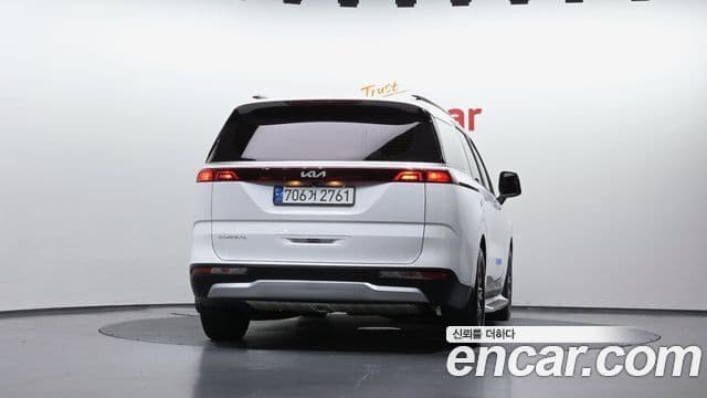 Kia Carnival 2023 — Şəkil 4/20