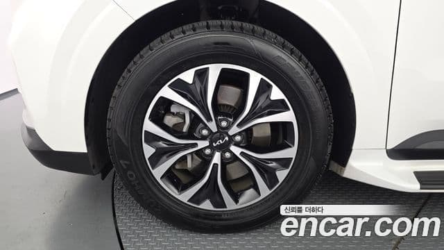 Kia Carnival 2023 — Şəkil 5/20