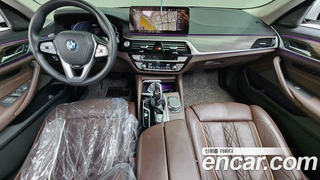 BMW 5 Series 2022 — Şəkil 7/20