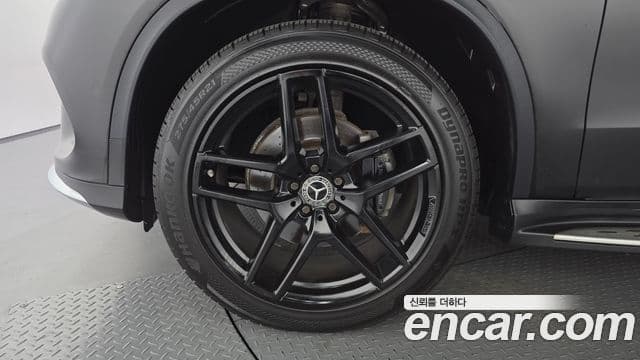 Mercedes-Benz GLE-Class 2018 — фото 5 из 20