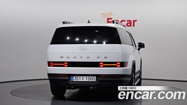 Hyundai Santa Fe 2024 — Photo 28/32