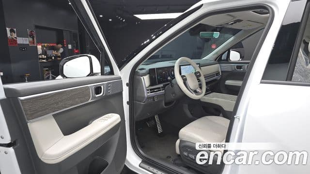 Hyundai Santa Fe 2024 — Photo 1/32