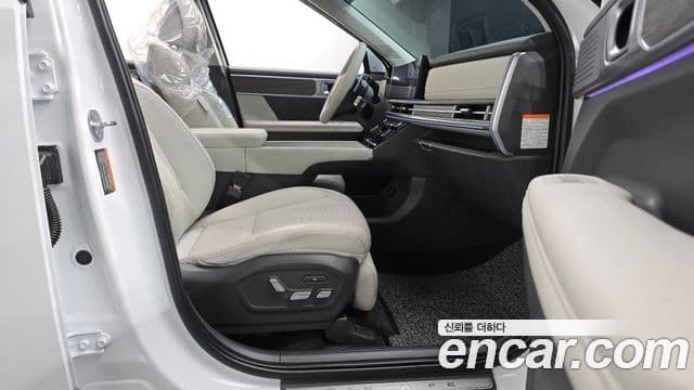 Hyundai Santa Fe 2024 — Photo 12/32