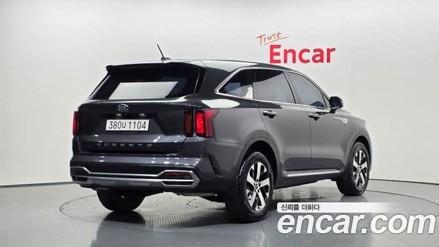 Kia Sorento 2021 — ფოტო 2/20