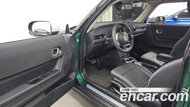 Mini Cooper C 2025 — фото 10 из 20