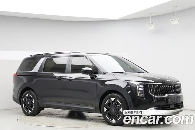 Kia Carnival 2025 — Фото 2/20