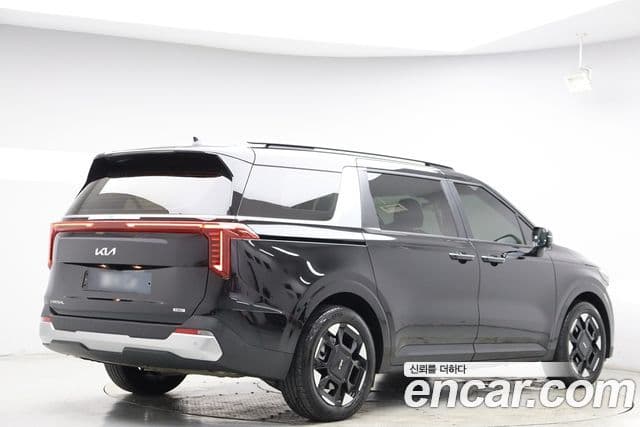 Kia Carnival 2025 — Фото 3/20