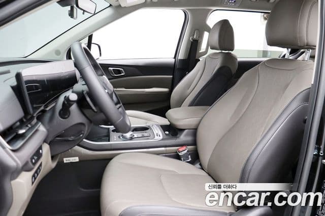 Kia Carnival 2025 — Фото 5/20