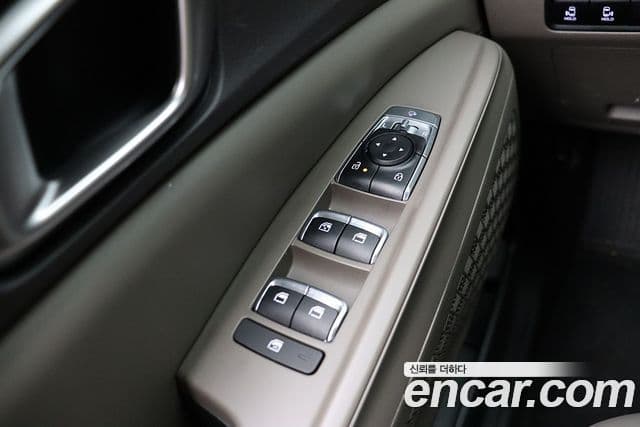 Kia Carnival 2025 — Фото 14/20