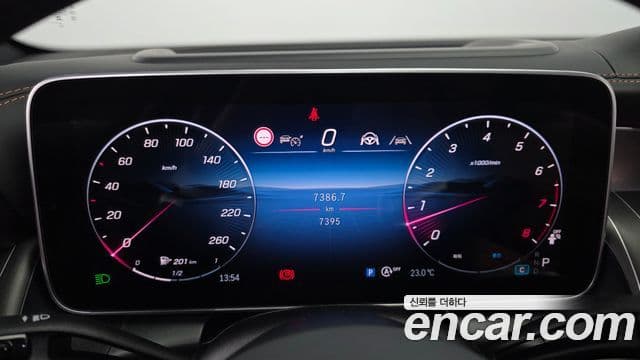 Mercedes-Benz GLC-Class 2025 — ფოტო 8/20