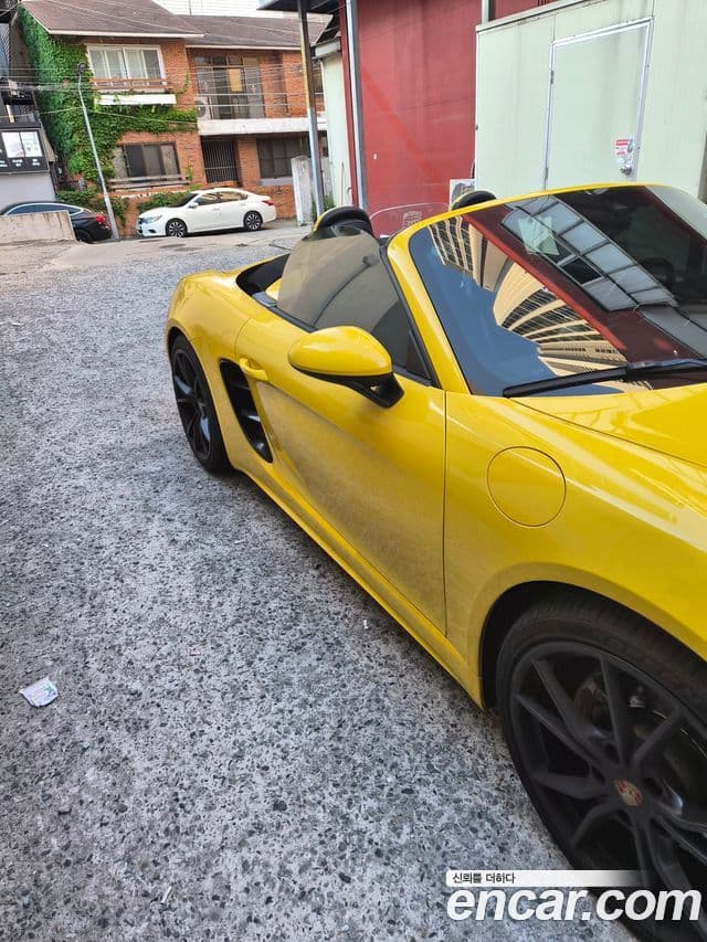 Porsche 718 Boxster 2020 — Photo 3/6