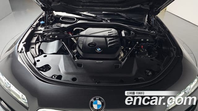 BMW 7 Series 2023 — ფოტო 6/20