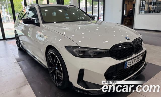 BMW 3 Series 2025 — Photo 8/18