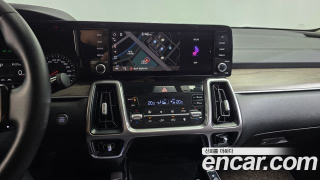 Kia Sorento 2020 — Фото 13/20