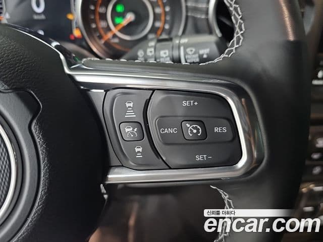 Jeep Wrangler 2023 — Photo 10/20