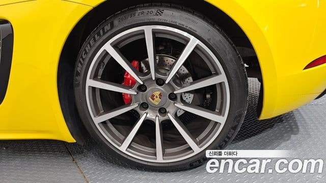 Porsche 718 Boxster 2019 — Photo 15/30