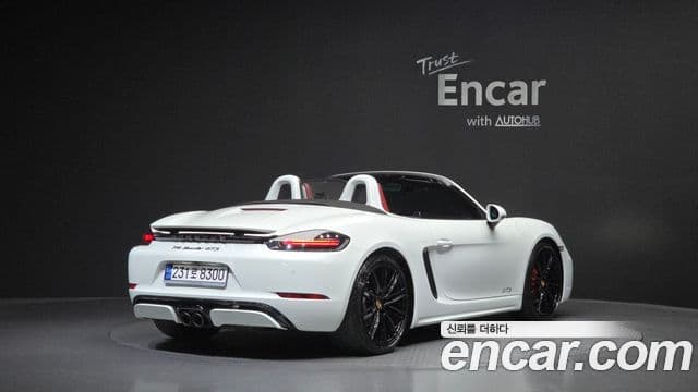 Porsche 718 Boxster 2019 — Фото 2/20