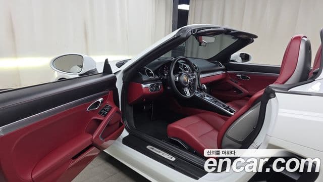 Porsche 718 Boxster 2019 — Фото 10/20